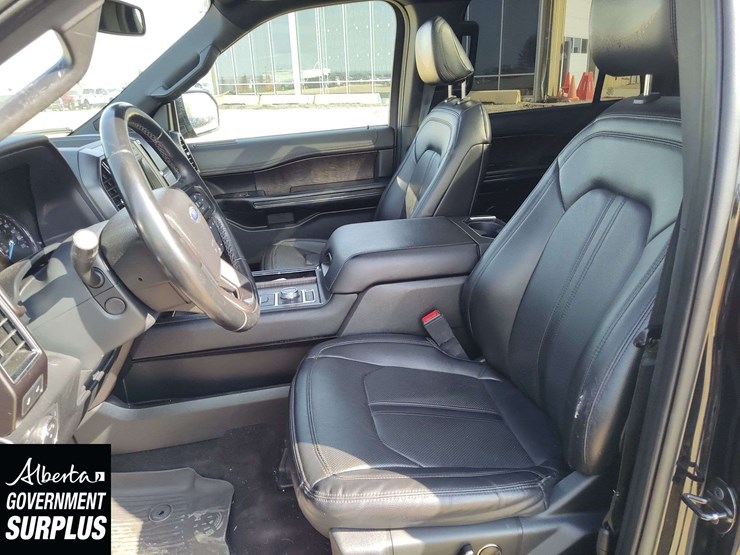 2021-ford-expedition-image-16