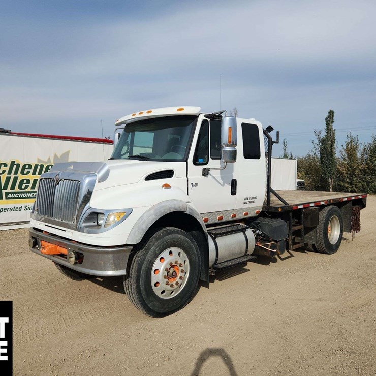 2006 INTERNATIONAL 7600