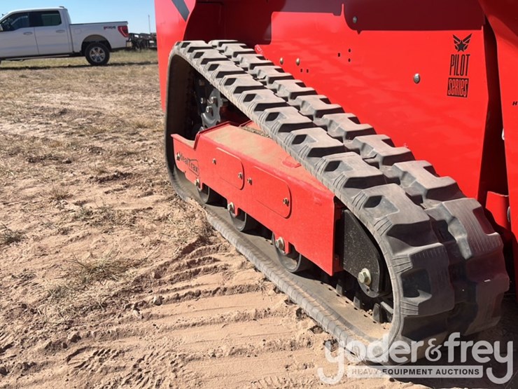 2023-manitou-1050rt-image-44