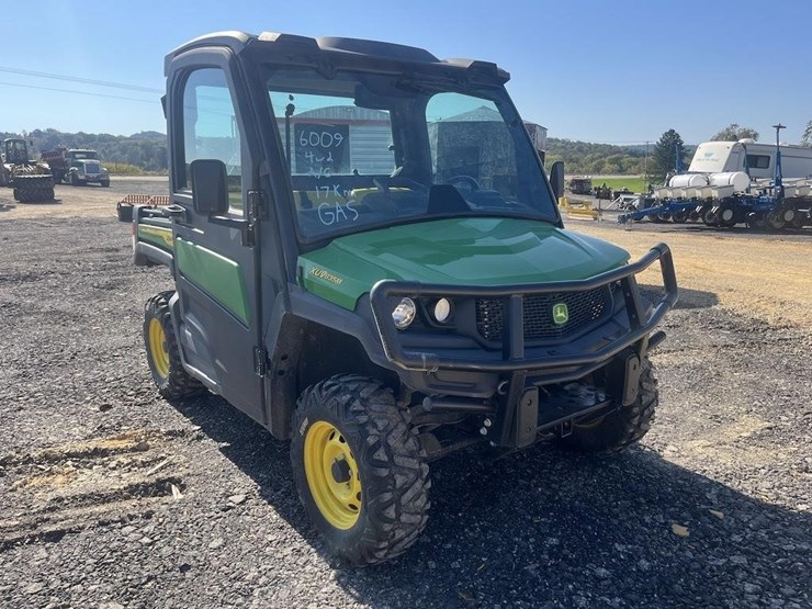 john-deere-gator-image-4
