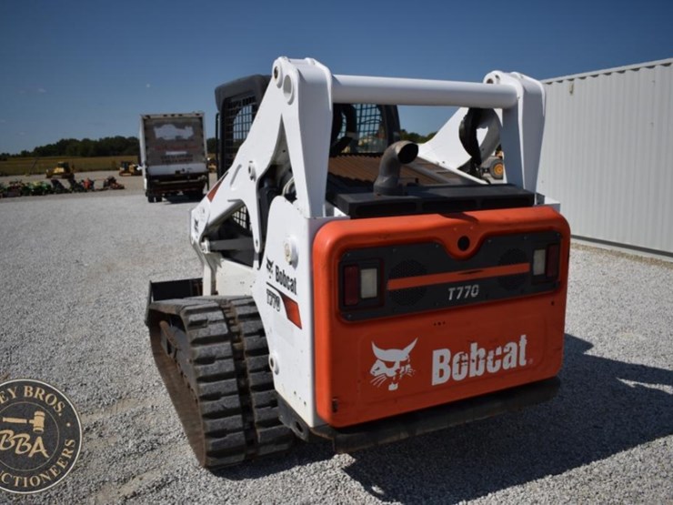 2019-bobcat-t770-image-14
