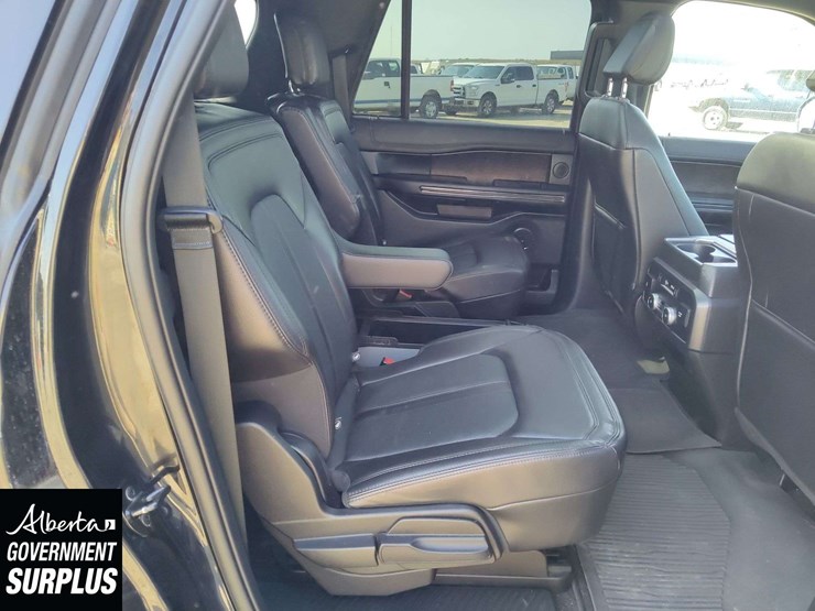 2021-ford-expedition-image-21