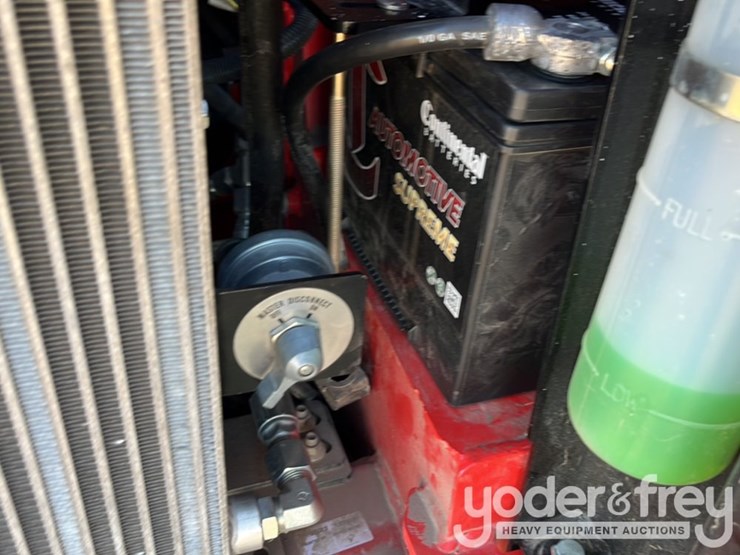 2023-manitou-1050rt-image-23