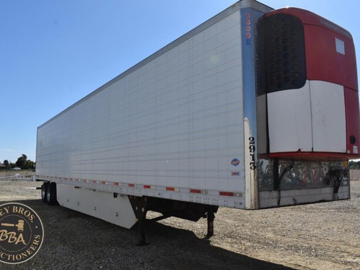 2013-utility-3000r-image-31