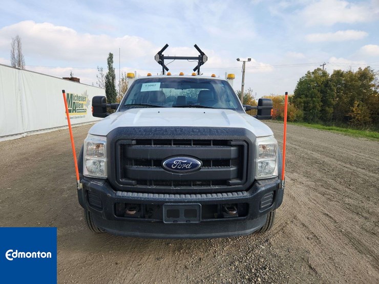 2013-ford-f550-image-5