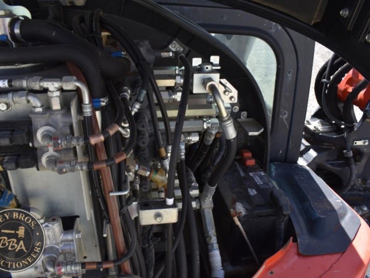 2017-kubota-kx057-4-image-54
