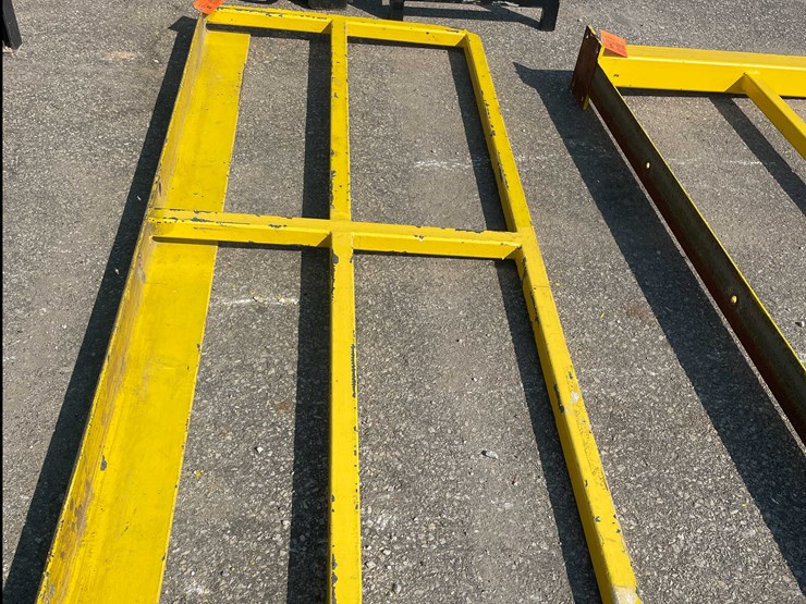 #3008-•-heavy-duty-safety-guardrail-(cont)-image-1