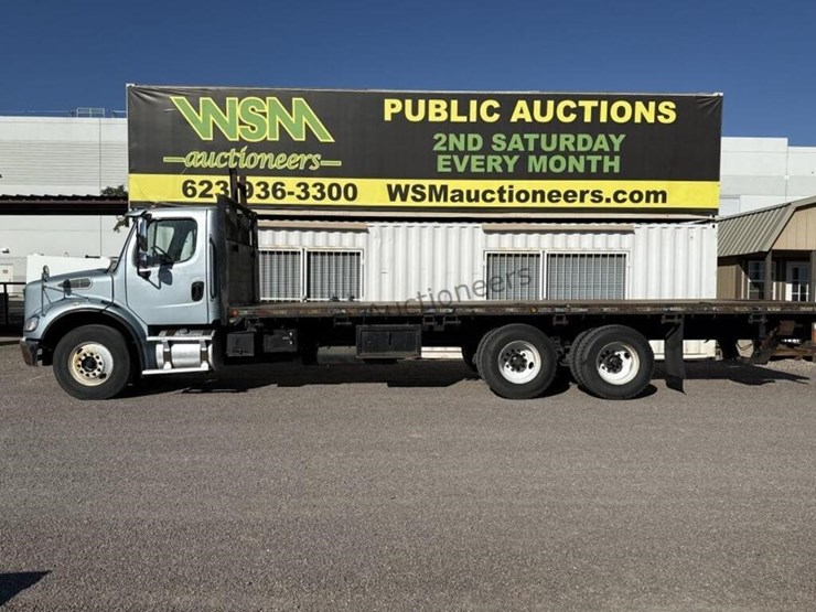 2005-freightliner-m2-f/b-image-1