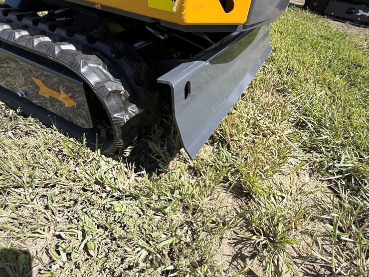 #608-•-2025-cfg-industrial-mx12rx-hydraulic-track-type-mini-excavator-image-20