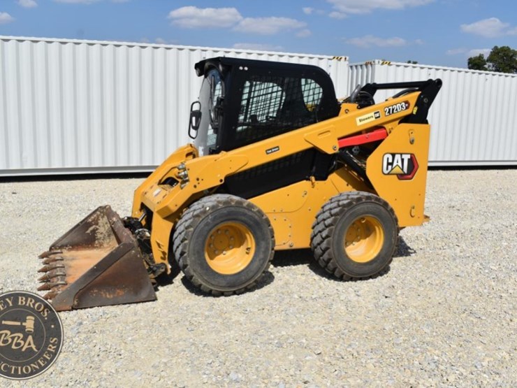 2021-caterpillar-272d3-image-1