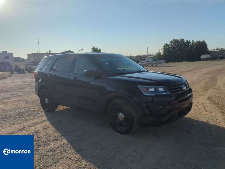 2018-ford-explorer-image-2