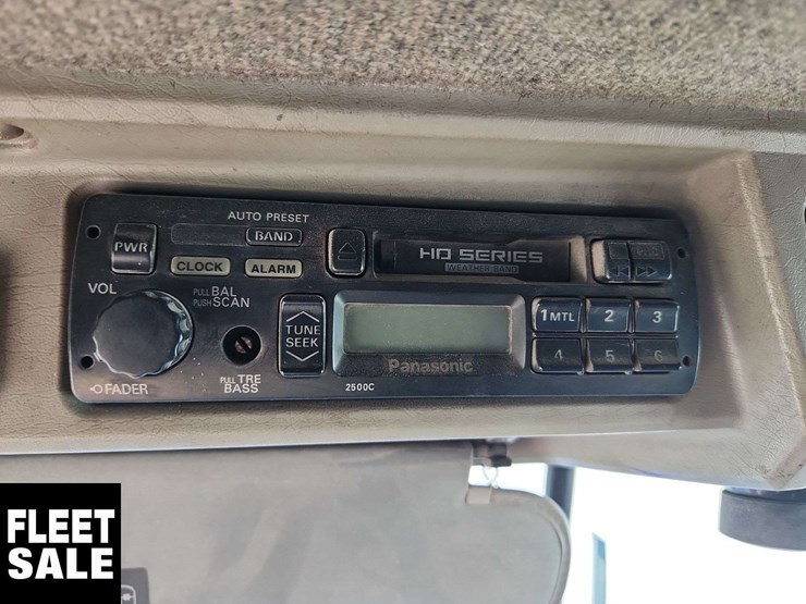 2000-kenworth-t800-image-21