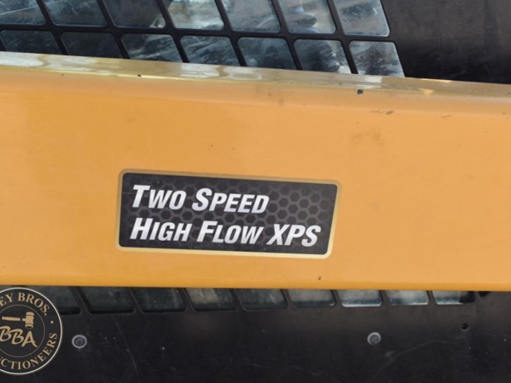 2022-caterpillar-299d3-image-12