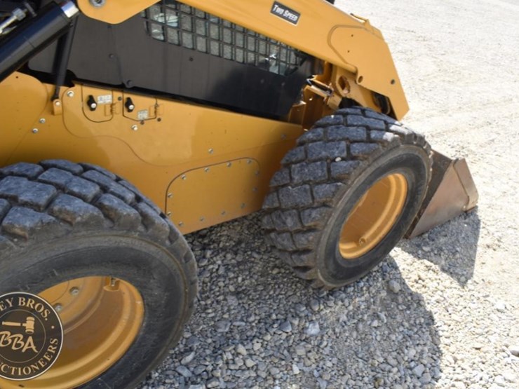 2021-caterpillar-272d3-image-29