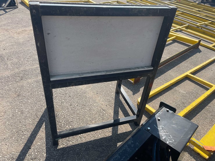 #3007-•-steel-shop-bench-(o8)-image-7