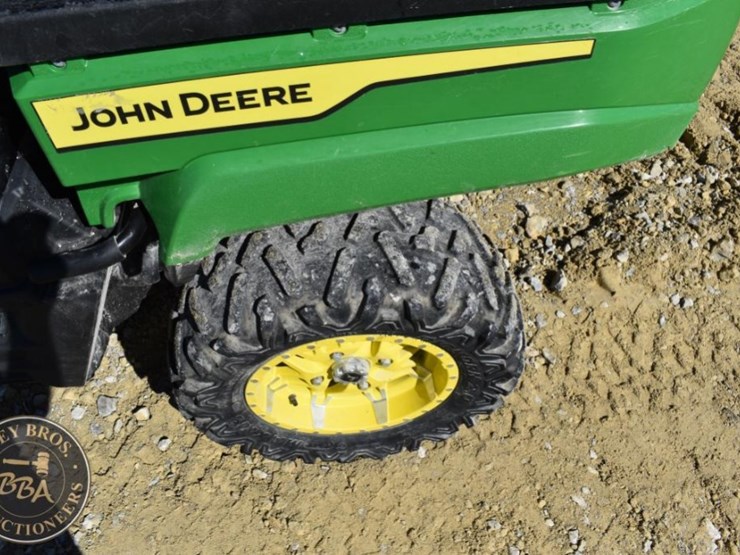 john-deere-550m-image-35