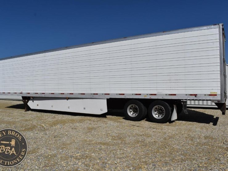 2013-utility-3000r-image-11
