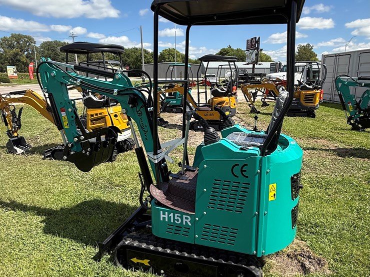#614-•-2025-cfg-industrial-h15r-hydraulic-track-type-mini-excavator-image-16