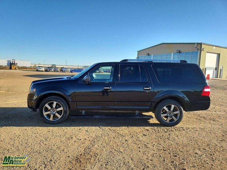2013-ford-expedition-image-27