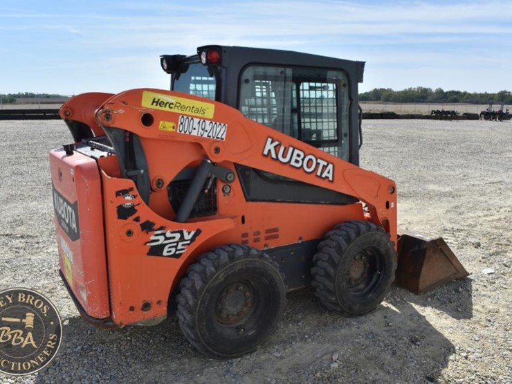 2017-kubota-ssv65-image-64