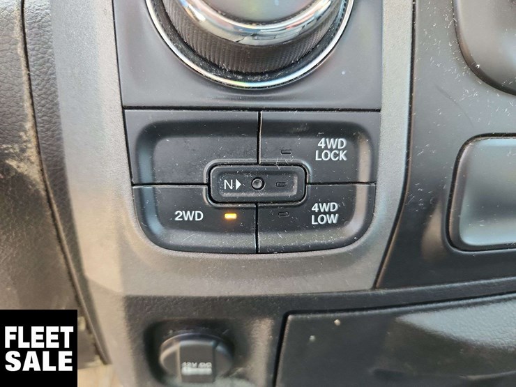 2016-ram-tradesman-image-11