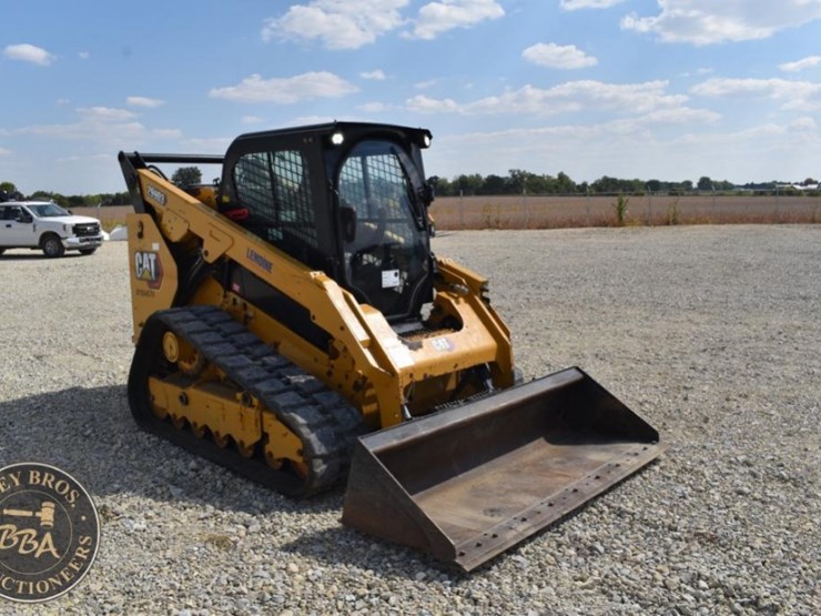 2020-caterpillar-299d3-image-9
