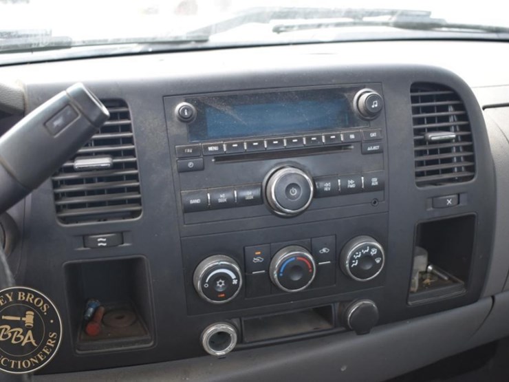 2009-chevrolet-silverado-1500-image-80