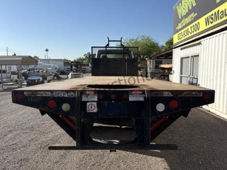 2005-freightliner-m2-f/b-image-6