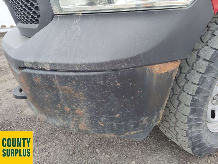 2015-ram-tradesman-image-18