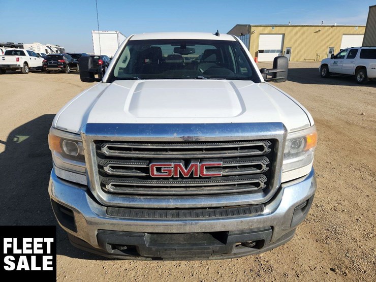 2015-gmc-sierra-2500hd-image-22