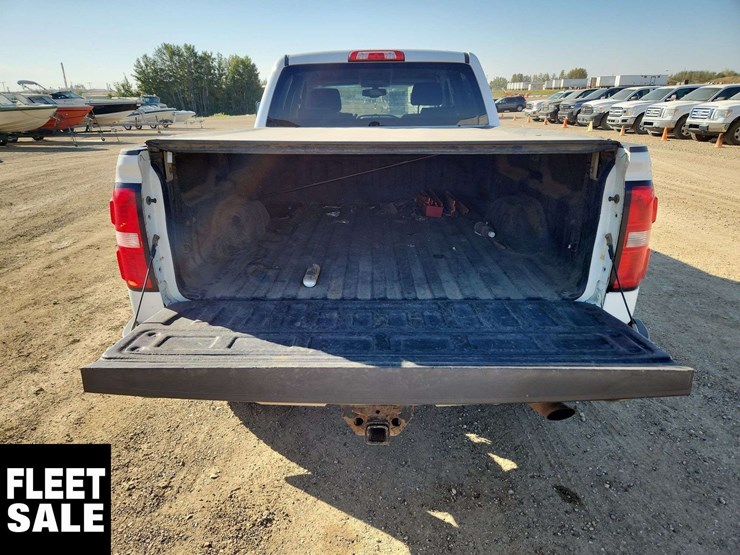 2015-gmc-sierra-2500hd-image-21