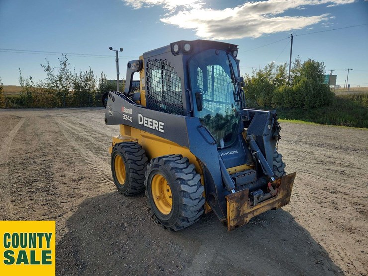 deere-324g-image-2