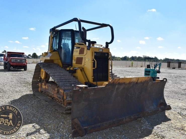 2020-caterpillar-d6n-lgp-image-31