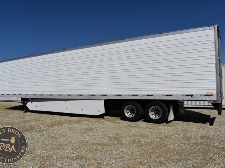 2013-utility-3000r-image-12