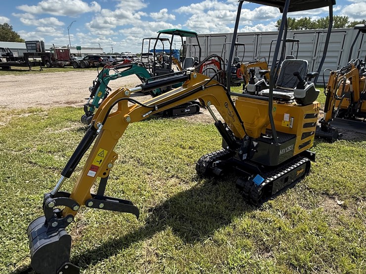 #608-•-2025-cfg-industrial-mx12rx-hydraulic-track-type-mini-excavator-image-12