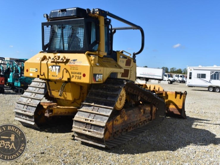 2020-caterpillar-d6n-lgp-image-29