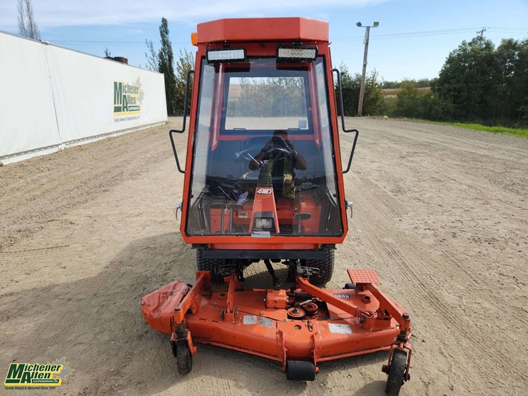 kubota-f2000-image-18