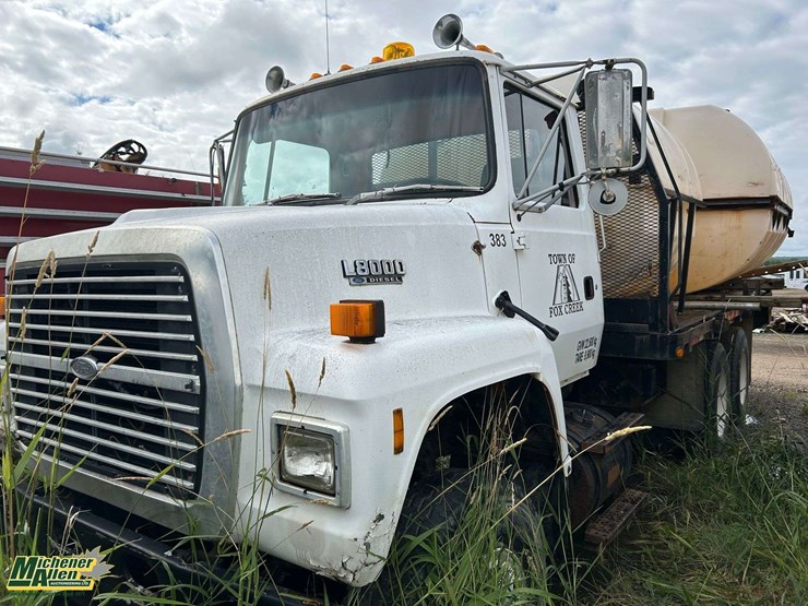 1994-ford-ln8000-image-1