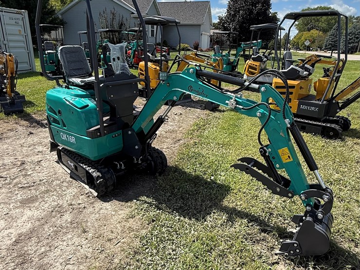 #604-•-2025-cfg-industrial-qk16r-hydraulic-track-type-mini-excavator-image-1