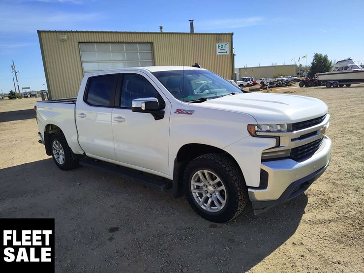 2020-chevrolet-silverado-1500-image-2