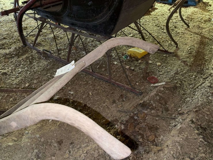 (3)-horse-drawn-implements-image-10