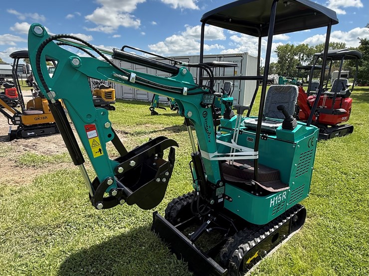 #614-•-2025-cfg-industrial-h15r-hydraulic-track-type-mini-excavator-image-10
