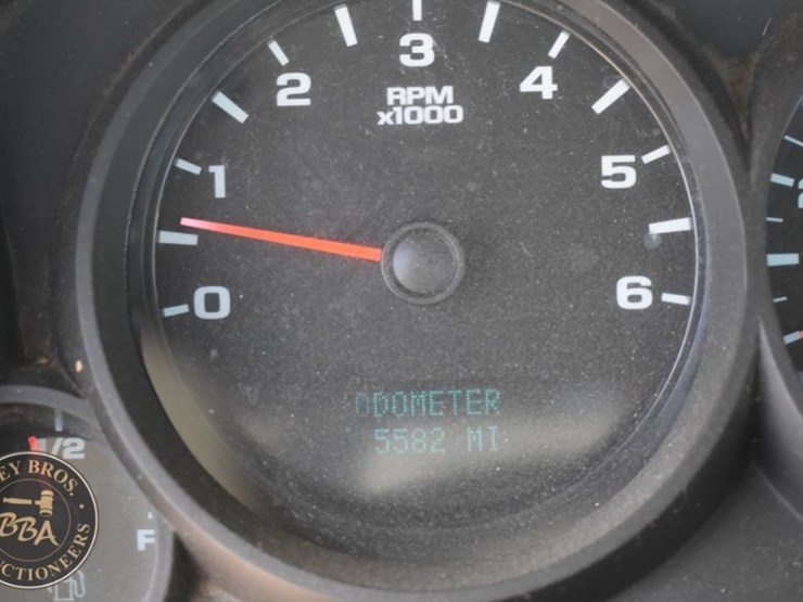 2010-chevrolet-silverado-1500-image-9