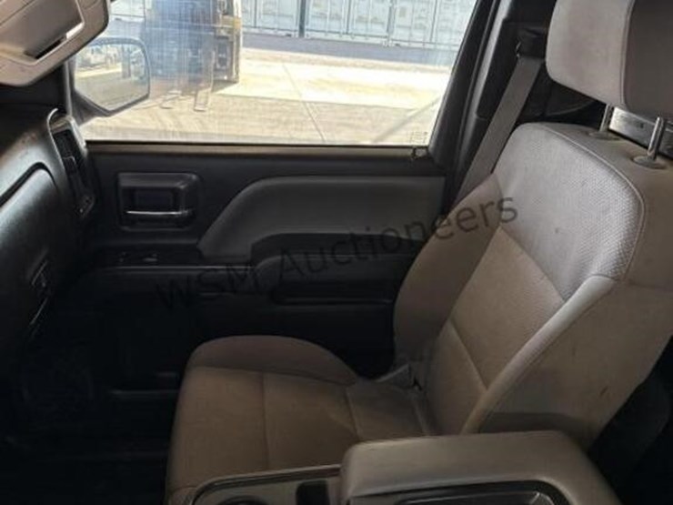 2015-chevrolet-silverado-1500-image-22