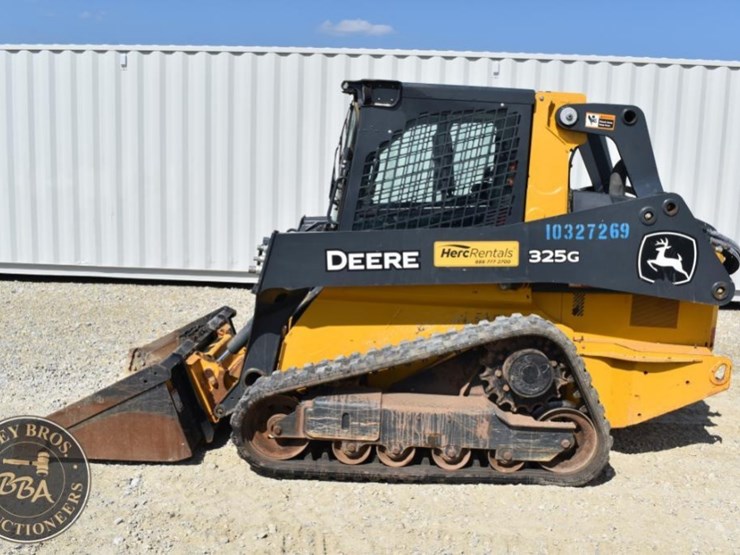 2021-deere-325g-image-50