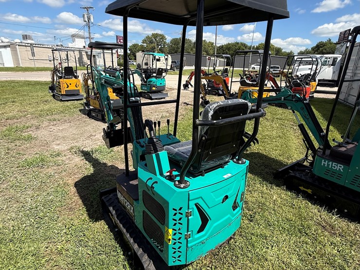 #610-•-2025-cfg-industrial-mh12rx-hydraulic-track-type-mini-excavator-image-17