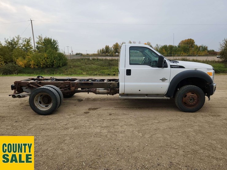 2013-ford-f550-image-6