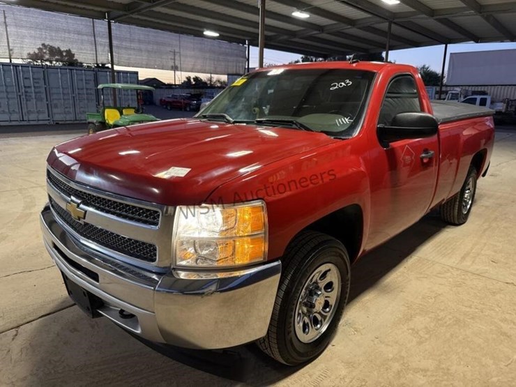 2013-chevrolet-silverado-1500-image-4
