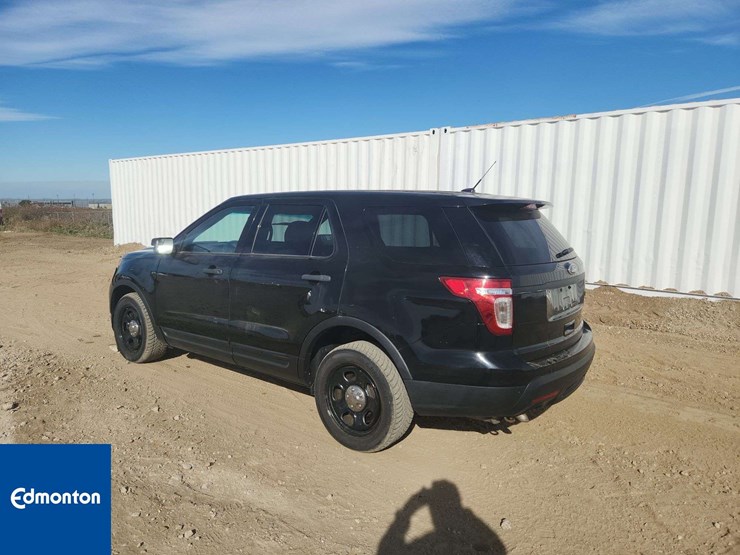 2014-ford-explorer-image-3