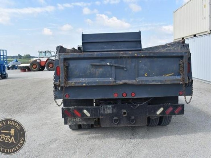1999-freightliner-fl60-image-8